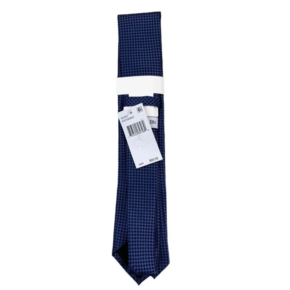 Calvin Klein Mens Locked Grid Tie Water Mill ONE SIZE